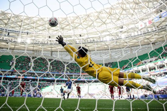 被认为拖慢 被认为拖慢