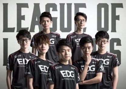 而与此同时 而与此同时